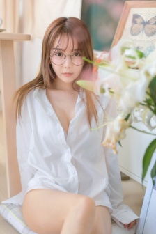 在线 | 传媒86精品